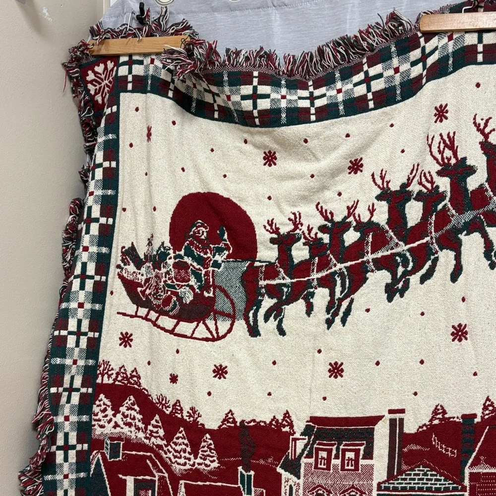 Festive Holiday Vintage Tapestry Throw Blanket w Santa and Reindeer Multicolor